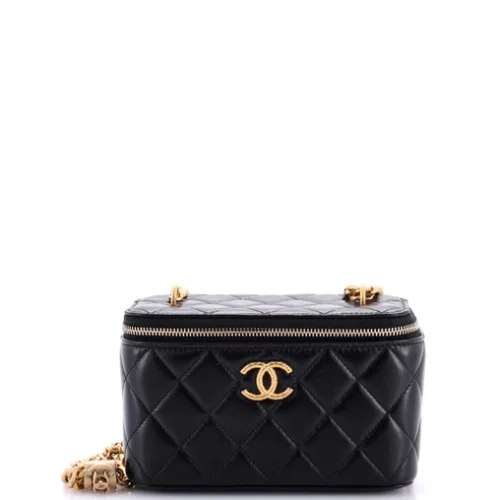 306691 1 20Chanel 20Sweet 20Camellia 20Vanity 20Case 20with 20Chain 20Quilted 20Lambskin 20Small 2D 0002 508x508.jpg