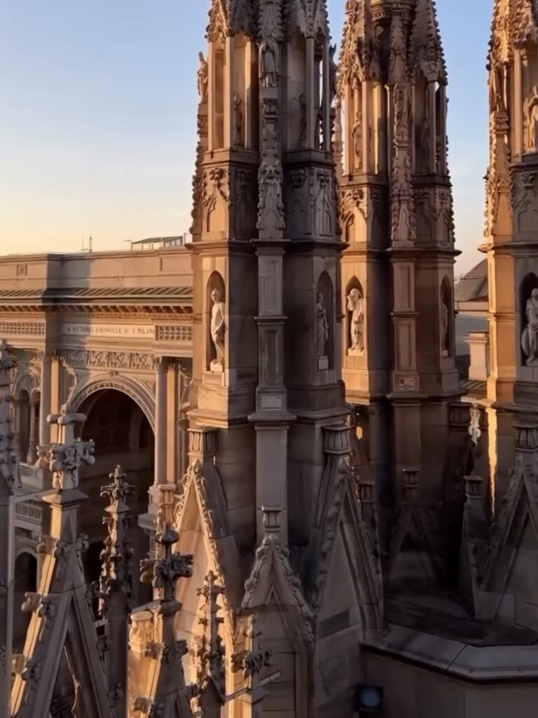 3 Days in Milan: My Personal Guide to Hidden Gems and Iconic Spots 44 EHF Duomorooftop