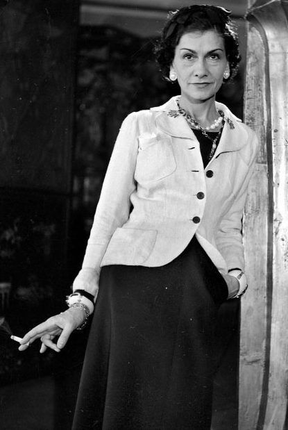 The Untold Story of Chanel: How a “Lucky Mistake” Created the World’s Most Famous Fragrance, Chanel No. 5 26 EHF Getting closer to Chanel Fabrickated