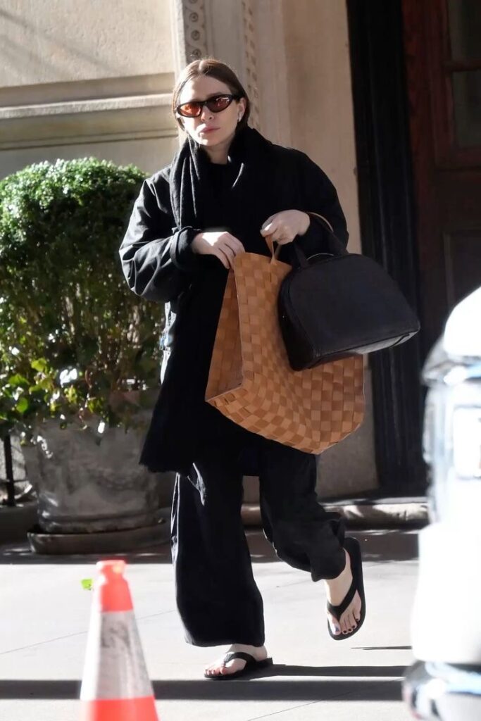 2025 Flip-Flop Trend: Why Everyone’s Talking About The Row’s Chicest Summer Shoe 30 EHF Celebreties wearing
